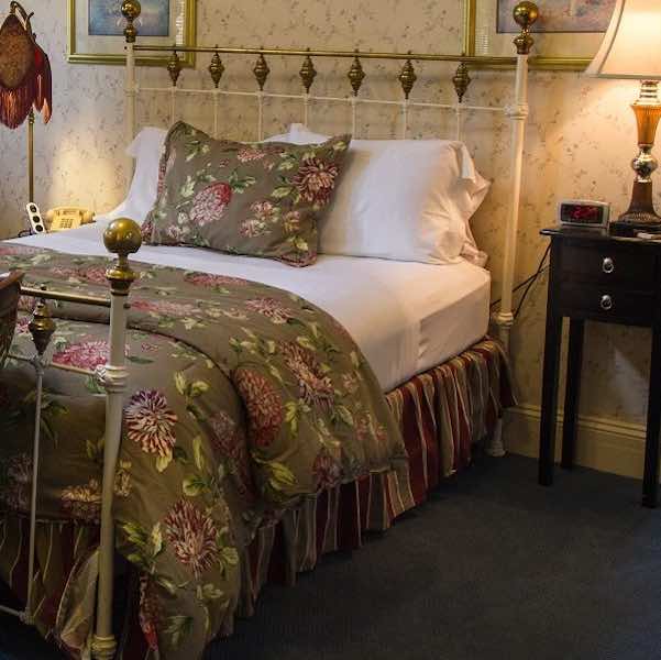 Castle Marne | Tower Room